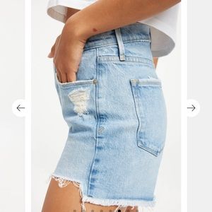 Good American 90’s  Jean Shorts